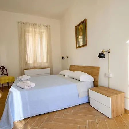 Apartment Casa Francesco Il Castello Pizzo (Calabria)