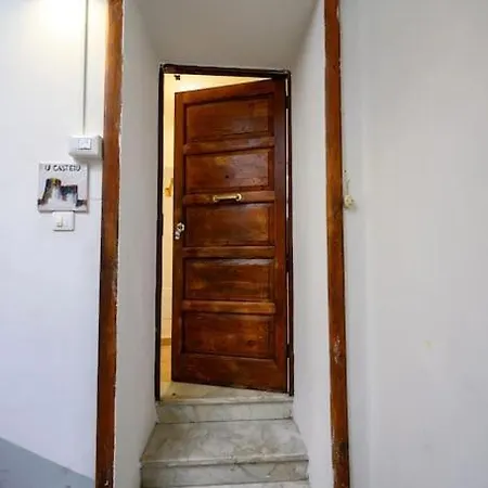 Casa Francesco Il Castello Apartment *